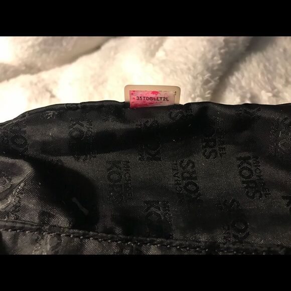 authentic michale kors(MK) leatee hobo bag - Picture 8 of 8